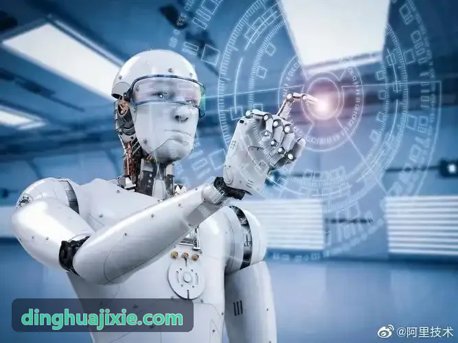 长辈在家使用J9直营集团【中国大陆】官方网站进行日常血压测量